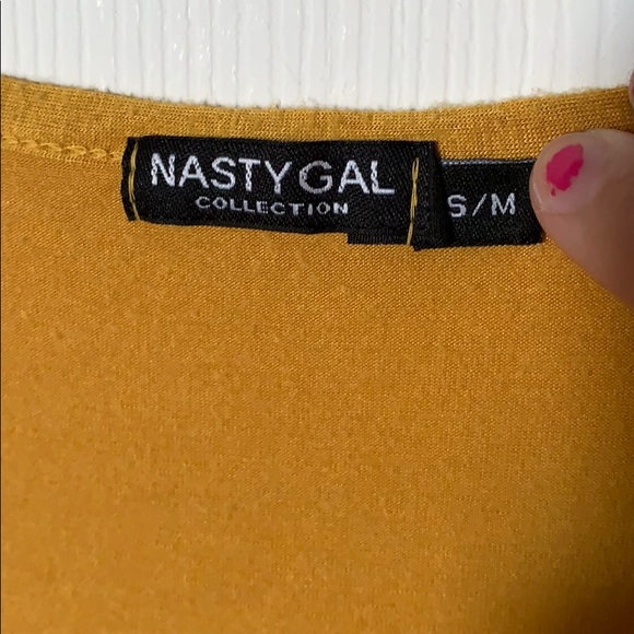 Yellow Deep V Tee w Rolled Sleeves - Picture 4 of 4